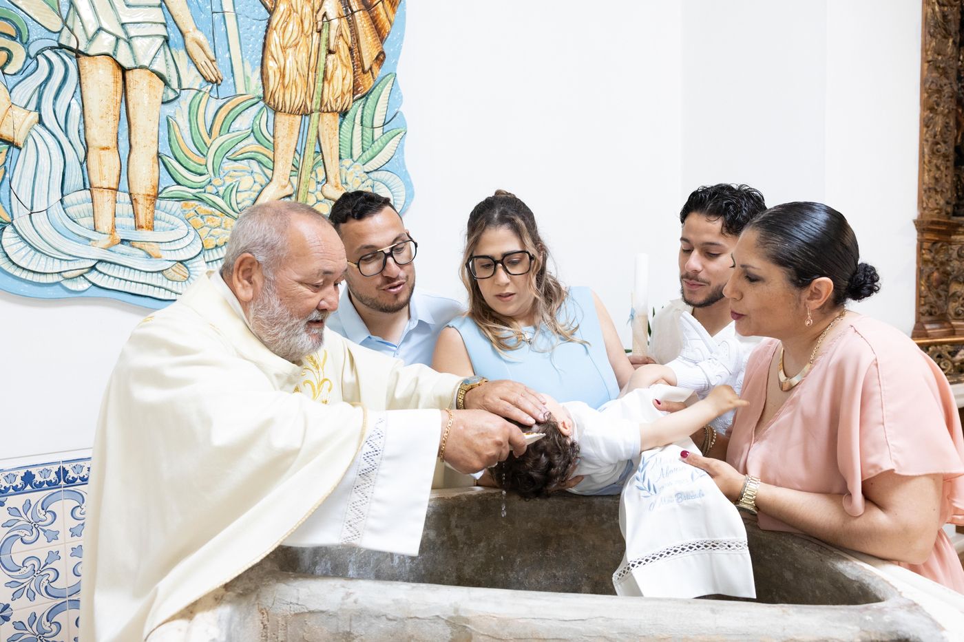 Reportagem de batizado pela Foto Beira Rio, Águeda