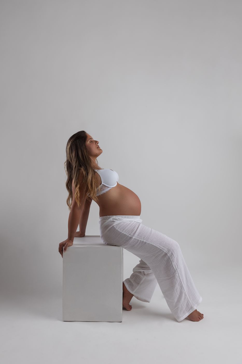 Sessão de maternidade na Foto Beira Rio, Águeda